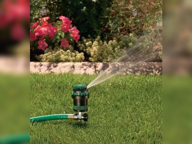 Lot 96-163447 - Orbit
H2O-Six Rotating 6-Pattern Gear-Drive Sprinkler on Zinc Spike

New