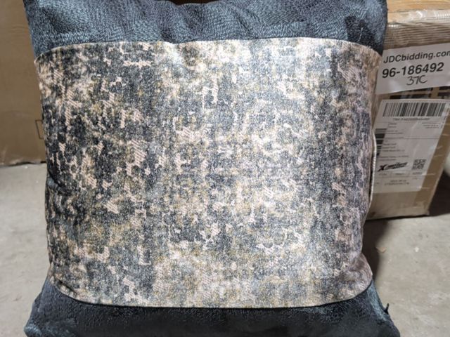 Lot 96-190516 - Square Throw Pillow Classy Gray Beige Textured Accent Cushion New