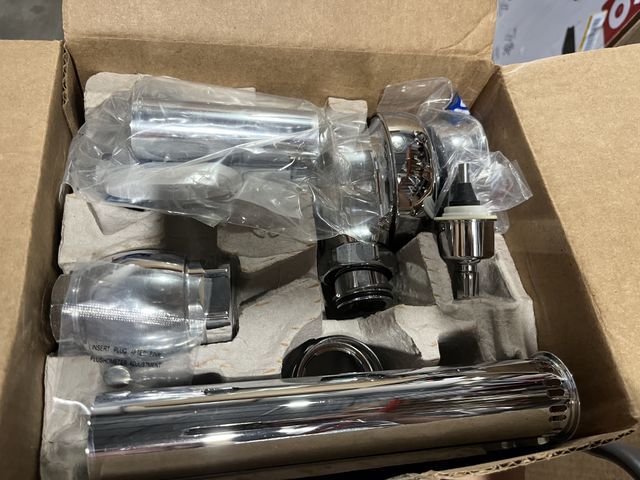 Lot 96-162037 - Sloan Valve Company SLOAN REGAL 111 XL CLOSET FLUSH VALVE, 1.6 GPF MSRP $139.99 New