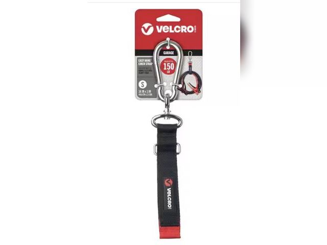 Lot 96-211932 - VELCRO 12 in. x 1-1/2 in. Easy Hang Cinch Strap, Bundling Strap with Carabiner in Black Hook and Loo...