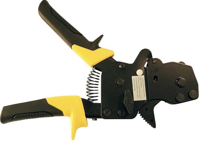 Lot 96-199153 - Apollo PEX 69PTBJ0010C 3/8-inch - 1-inch One Hand Cinch Clamp Tool, Black Unused