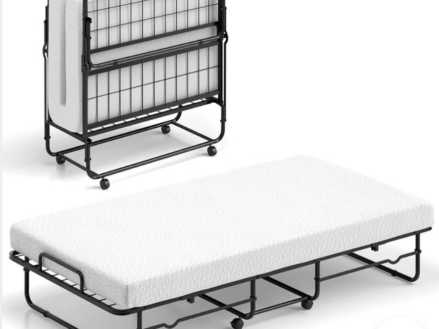 Lot 96-192483 - Giantex Twin Folding Bed with Mattress, Roll Away Bed Portable Guest Bed w/Sturdy Metal Frame
unused...