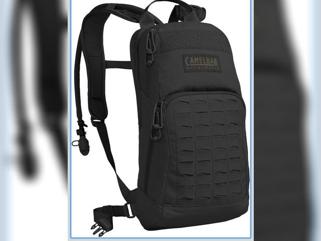 Lot 96-171998 - CamelBak M.U.L.E. Tactical Hydration Backpack Mil Spec Crux Reservoir 100oz MSRP $185.13 New