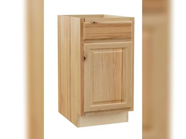 Lot 96-189005 - Hampton Bay
Hampton 18 in. W x 24 in. D x 34.5 in. H Assembled Double Trash Can Base Cabinet in Natu...