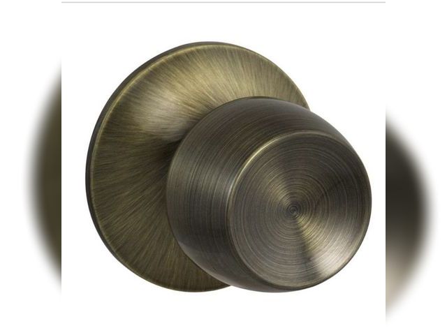 Lot 96-226509 - Set of 10 Defiant
Brandywine Antique Brass
Hall/Closet Door Knob
New
MSRP $150.00