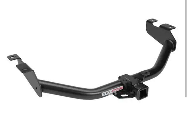 Lot 96-182056 - TowSmart Custom 2 in. Hitch Receiver for Chevrolet Silverado and GMC Sierra New MSRP $169