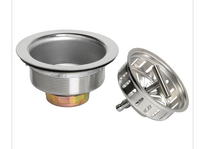 Lot 96-166869 - Glacier Bay Ball Lock Kitchen Sink
Strainer - Stainless steel with polished finish New, box has dama...
