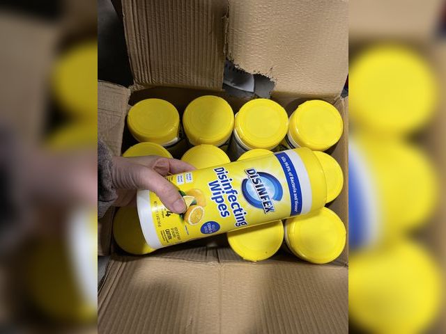 Lot 96-200494 - Box of twelve - 24 ct cleaning wipes New