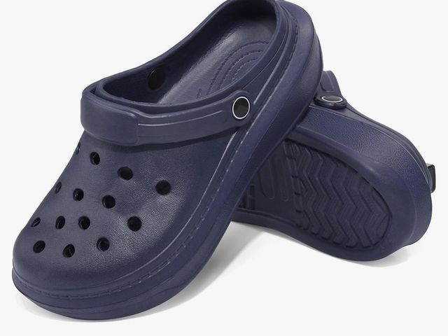Lot 96-230475 - VONMAY Men's Women's Clogs, Breathable Garden Shoes Adjustable Slides Breathable vents, Quick drying...