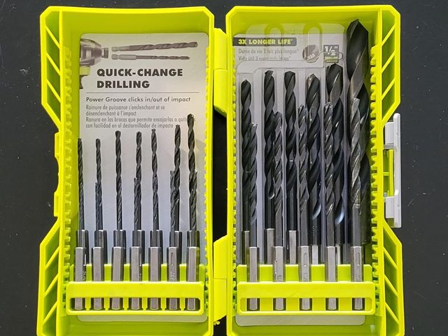 Lot 96-179401 - 25 PC. BLACK OXIDE HEX SHANK DRILL BITS New