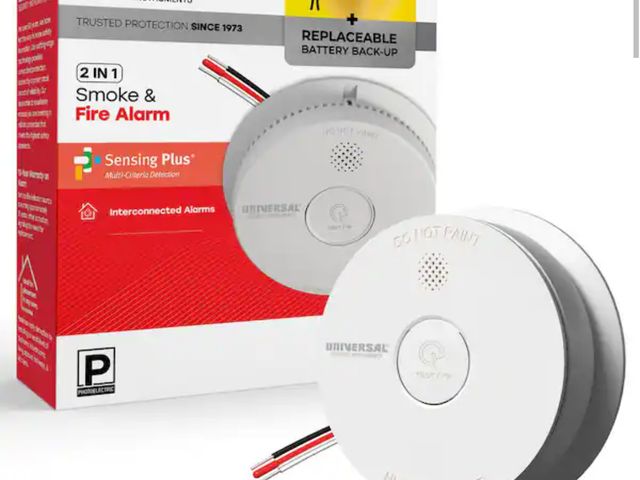 Lot 96-188724 - Universal Security Instruments
Hardwired and 1-Year Battery Backup Smoke Detector with Photoelectric...