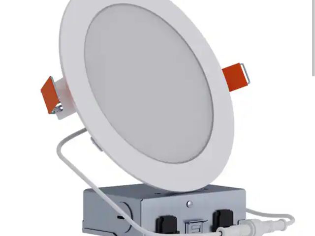 Lot 96-167033 - HALO 6 in. Selectable CCT for Use in New Construction, Remodel and Retrofit Installation, Integrated...