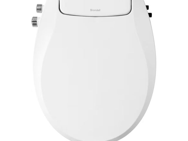 Lot 96-177702 - Brondell Bidet Toilet Seat Non-Electric Swash Seat, Fits Round Toilets, White – Dual Nozzle System, ...