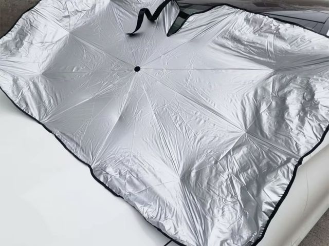 Lot 96-233150 - Foldable Car Sun Blocker Window Cover  New