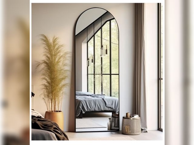 Lot 96-187576 - Arched Floor Mirror, 58"18" Full Length Mirror with Stand, Freestanding, Aluminum Frame - Black New