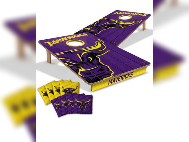 Lot 96-200709 - MINNESOTA STATE MANKATO MAVERICKS 2X3 CORN HOLE
New
MSRP $180.00