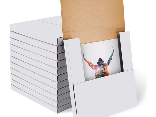 Lot 96-176141 - 50 Pack Vinyl Record Shipping Boxes
New. Actual item may vary slightly from stock photo