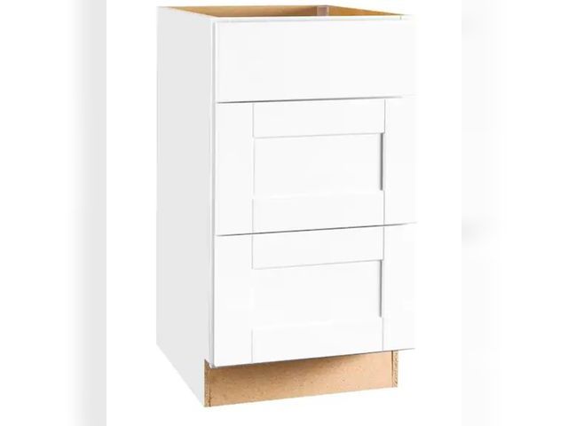 Lot 96-171882 - Hampton Bay Shaker 18 in. W x 24 in. D x 34.5 in. H Assembled Drawer Base Kitchen Cabinet in Satin W...