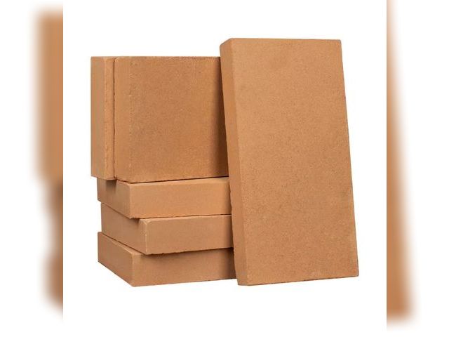 Lot 96-179468 - US Stove
Fire Bricks 2 Boxes 12 Bricks Total 
4/12 cracked