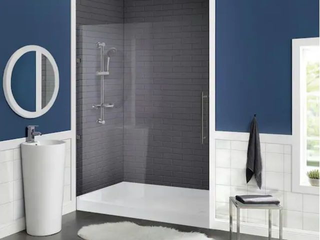 Lot 96-174587 - Swiss Madison
Voltaire 36 in. x 60 in. Acrylic, Single-Threshold, Right-Hand Drain, Shower Base in W...