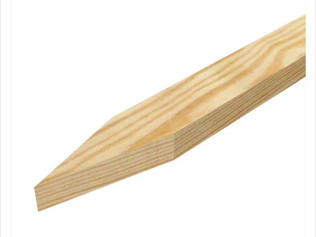 Lot 96-195180 - Pallet of 112 Boxes of Grade Stakes-Pine (12-Pack) (Common: 1 in. x 2 in. x 2 ft.; Actual: .562 in. ...