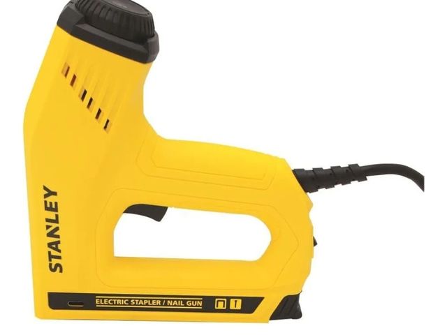 Lot 96-164719 - Stanley Hand Tools TRE550Z Electric Staple &amp; Nail Gun
Appears Lightly Used