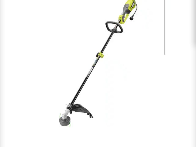 Lot 96-166598 - RYOBI 18 in. 10 Amp Attachment Capable Electric String Trimmer New