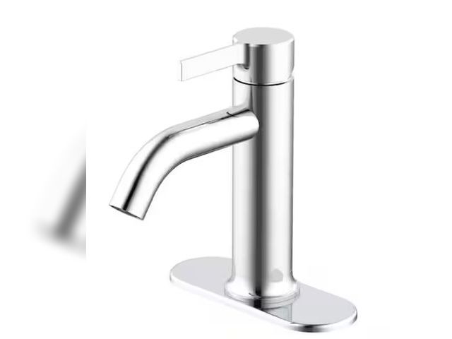 Lot 96-162803 - Glacier Bay
Ryden Single-Handle Single-Hole Bathroom Faucet in Chrome

MSRP $100
New