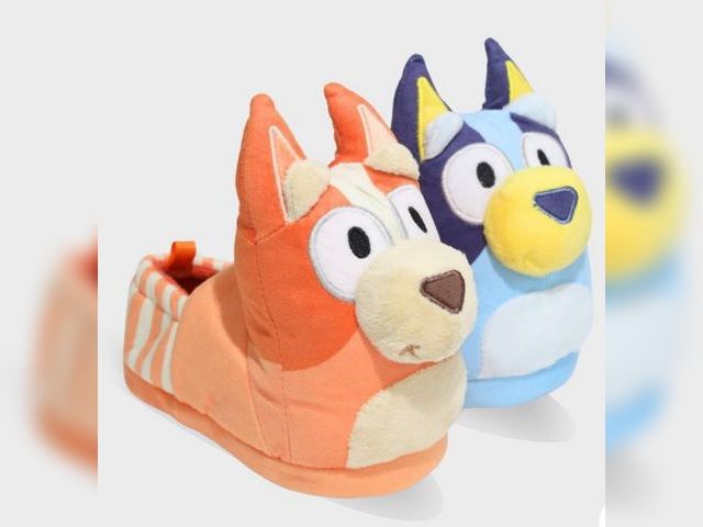 Lot 96-164663 - Bluey &amp; Bingo Big Kids' 3D Head Slippers - Blue/Orange 2-3: Lightweight Slip-On, Closed Round To...