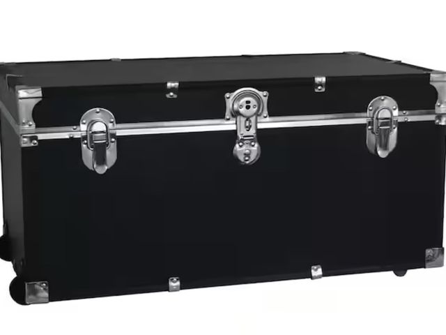 Lot 96-206732 - Seward Trunk Seward 31 in. Trunk with Wheels and Lock, Black MSRP $105 New