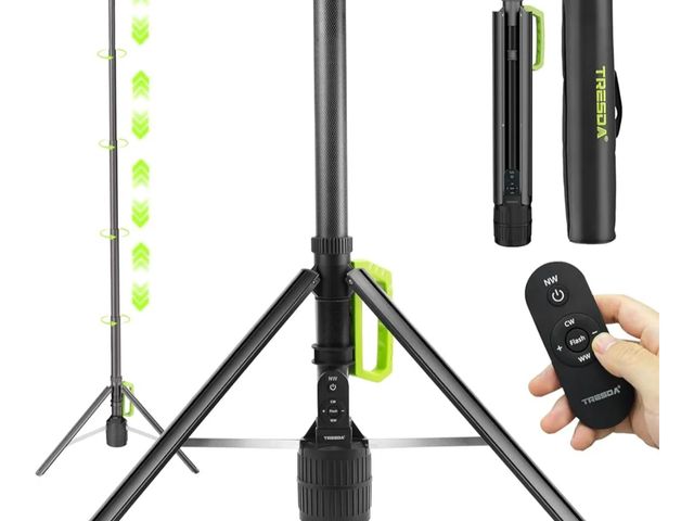 Lot 96-176029 - Tresda Telescopic Camping Light, 3000LM LED Work Lights on Stand, 8.4 FT Hight Light Ranger 80 FT Po...