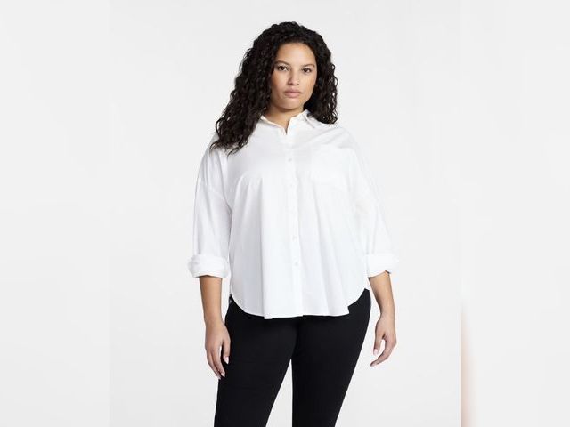 Lot 96-230551 - Terra &amp; Sky Women's Plus Size Poplin Boyfriend Shirt, Size 3x New