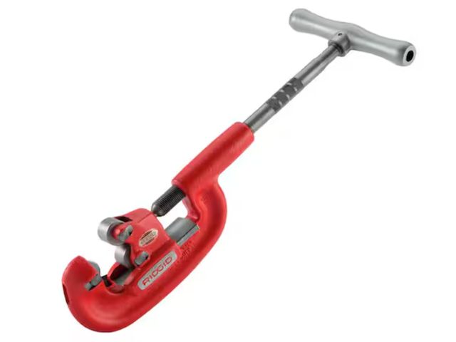 Lot 96-232477 - RIDGID 1/8 in. to 2 in. Model 2-A Adjustable Heavy-Duty Pipe Cutter new paint chipped on handle MSRP...