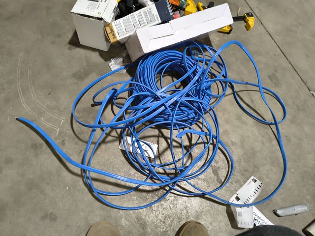 Lot 96-191854 - Appears to be Romex SIMpull 3 Conductor Copper Residential Wire Cable Blue 
Length Unknown 
Used