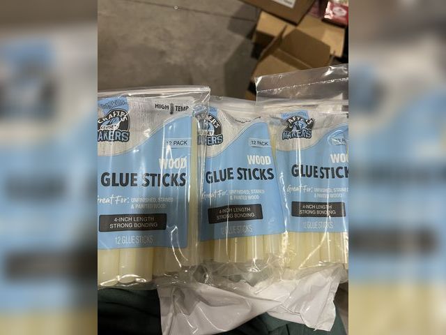 Lot 96-201185 - 3 pack Glue Sticks for Wood 12ct Each New