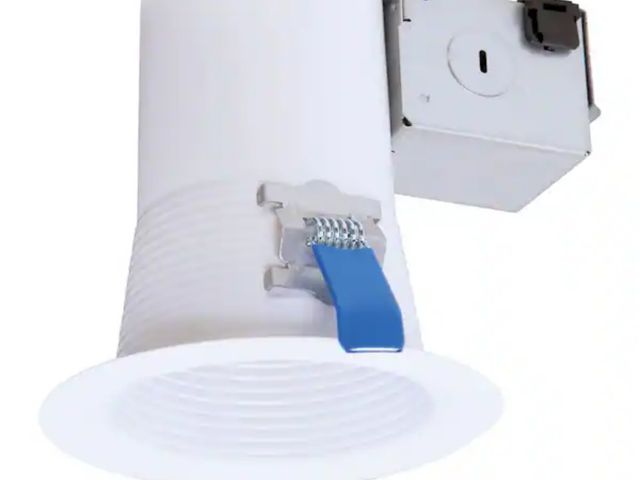 Lot 96-181899 - Lot of 4 HALO
CEZ 4 in. White Recessed Light Canless EZ-Trim, Lamp-Based Direct Mount
New