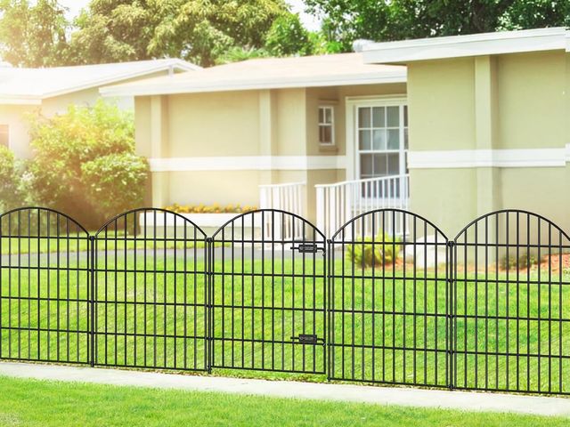 Lot 96-181078 - Metal Garden Fence with Gate 36in (H) x 23.3ft (L), 1 Gate+ 9 Panels Dog Fence Border Fence Animal B...