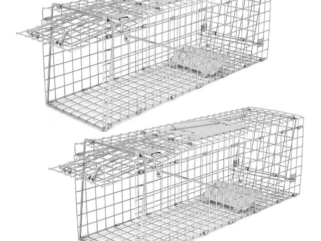 Lot 96-170309 - Qualirey 2 Pack Live Animal Trap Cage 17 x 7.09 x 8.27 Inch Cat Trap Cage Foldable Steel Humane Catc...