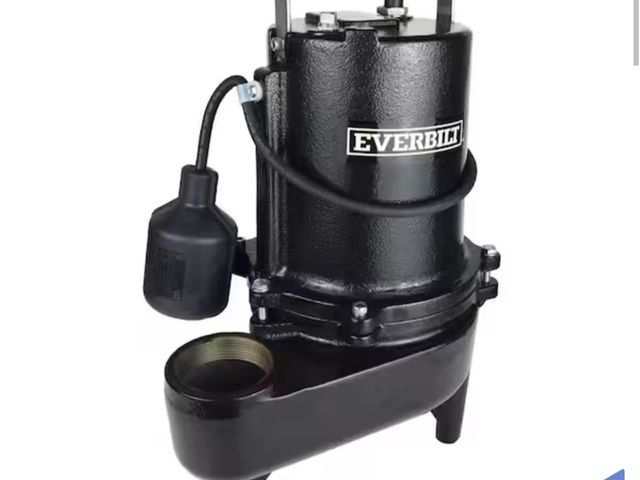Lot 96-179171 - Everbilt 3/4 HP Sewage Ejector Pump New MSRP $579