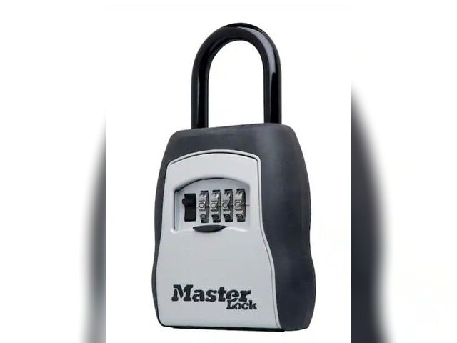 Lot 96-162415 - Master Lock
Lock Box, Resettable Combination Dials
Open Package Appears Unused
