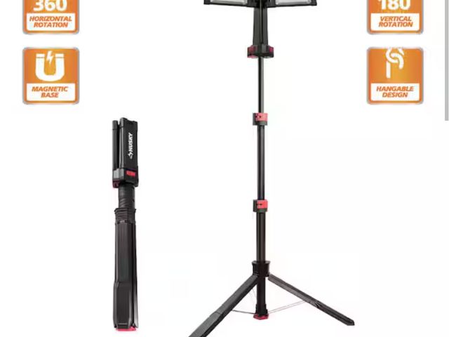 Lot 96-162451 - Husky 2200-Lumen Tripod open box appears unused