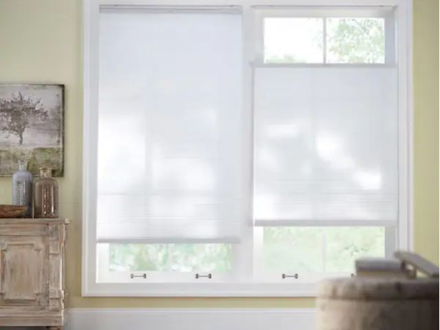 Lot 96-173838 - Home Decorators Collection
Snow Drift Top Down Bottom Up Cordless Light Filtering Cellular Shades - ...