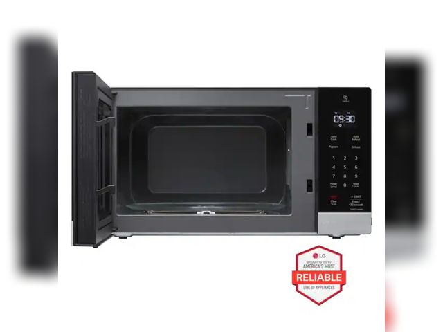 Lot 96-182098 - LG NeoChef 0.9 cu. ft. 1000-Watt Countertop Microwave in Stainless Steel with Smart Inverter New MSR...
