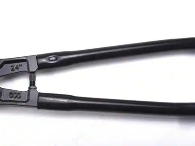 Lot 96-189486 - Anvil 24 in. Bolt Cutters
New