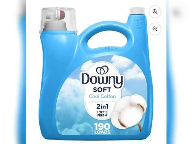 Lot 96-170966 - Downy Liquid Laundry Fabric Softener and Conditioner, Cool Cotton Scent, 140 fl oz, 190 Loads New