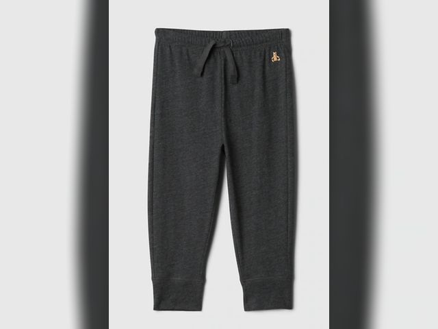 Lot 96-173407 - babyGap Brannan Bear Pull-On Joggers
Size 6-12 months 
New