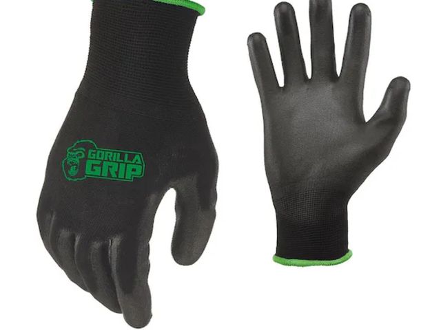 Lot 96-162402 - GORILLA GRIP
Small Glove
New
