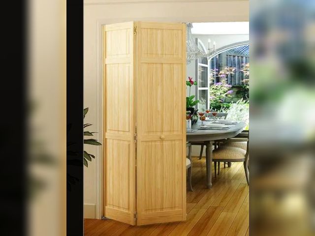 Lot 96-161935 - Veranda
30 in. x 80 in. 6-Panel Pine Unfinished Interior Closet Bi-fold Door
New 
Msrp $127.00