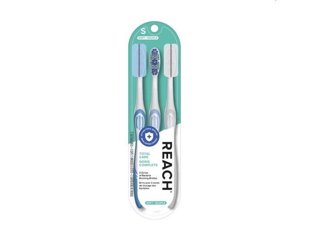 Lot 96-200290 - REACH Total Care Toothbrush with Toothbrush
Cover - Soft Bristles, 3 ct
New
