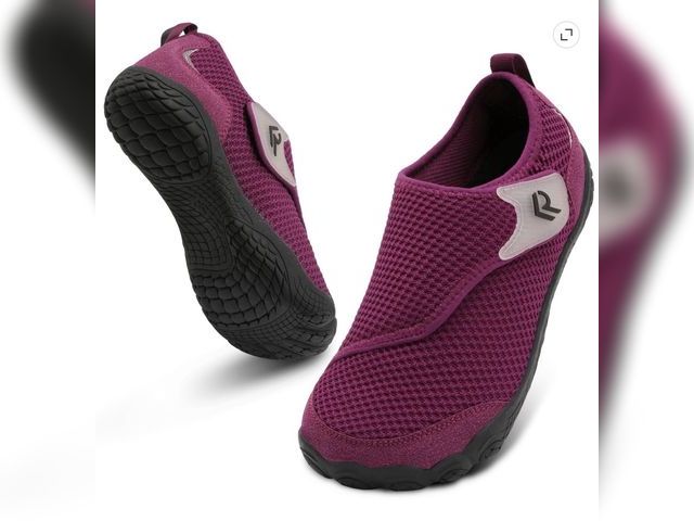 Lot 96-230446 - Women Men Shoes Wide Slip On Walking Shoes Diabetic Friendly Size 43 New